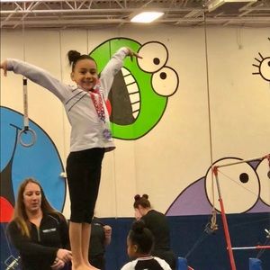 Meet your Posher, Laura